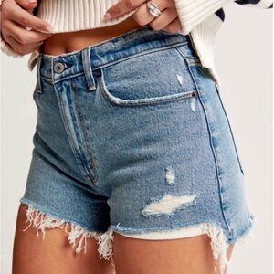 ABERCROMBIE & FITCH The Mom High Rise Curve Love Jean Shorts